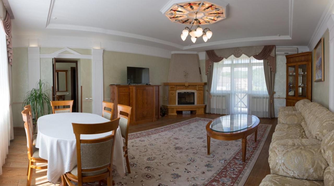 Solnichnaia Dolyna Hotel Поляна Екстериор снимка