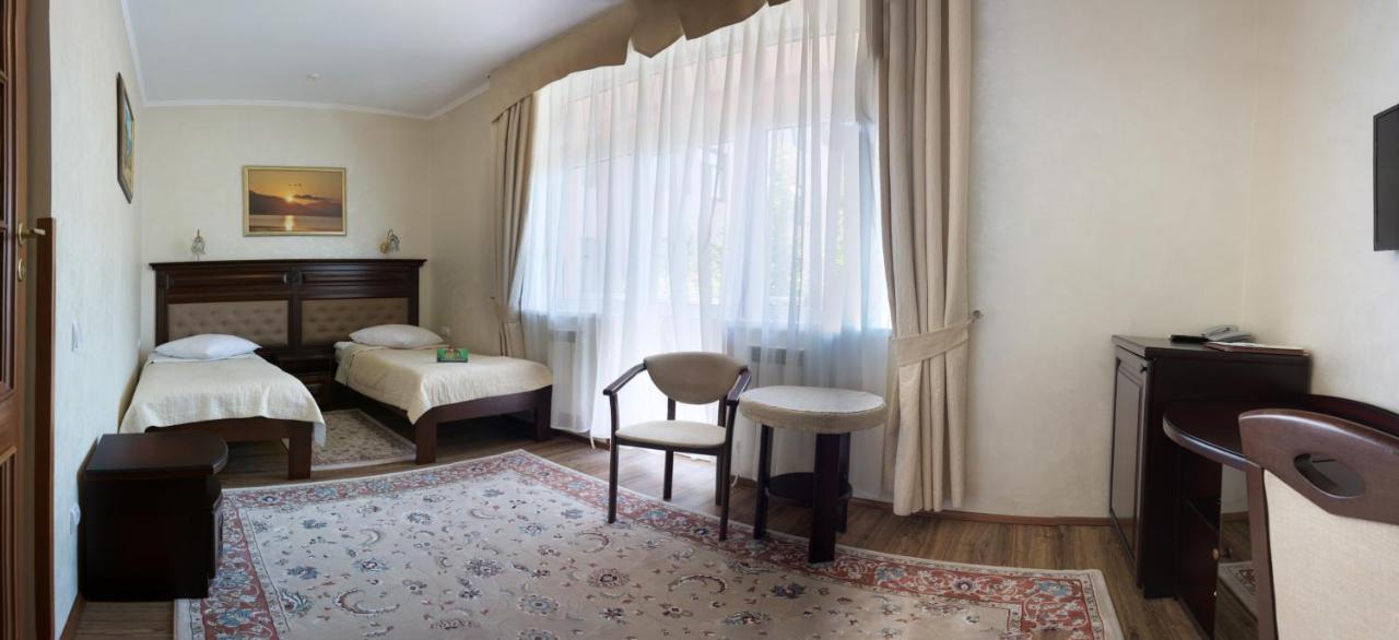 Solnichnaia Dolyna Hotel Поляна Екстериор снимка